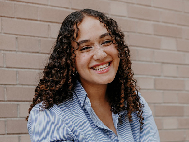 Head shot of Zoe Kukla